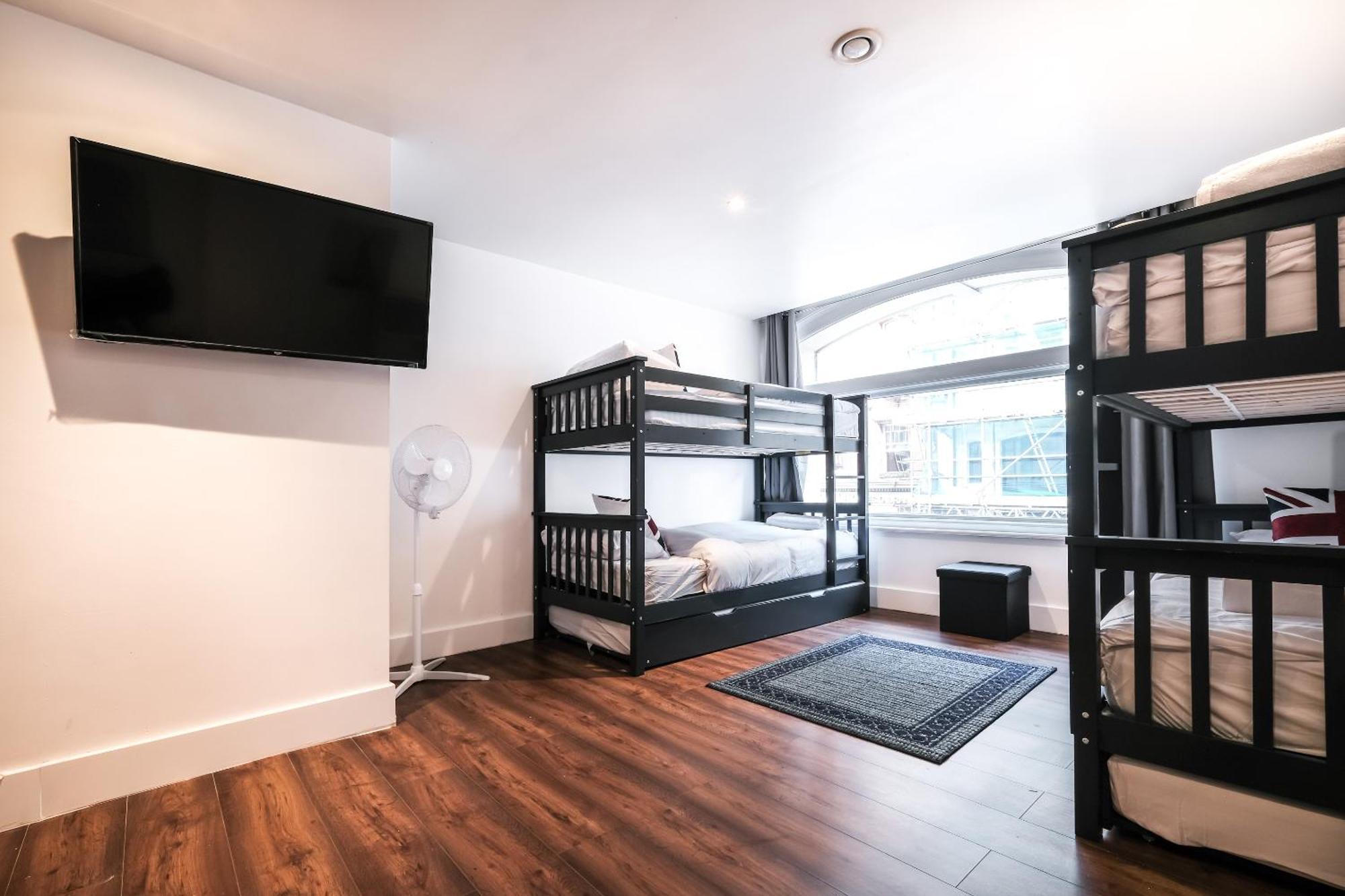 Spacious Apartment In Piccadilly Sleep 6 Vrb London Kültér fotó